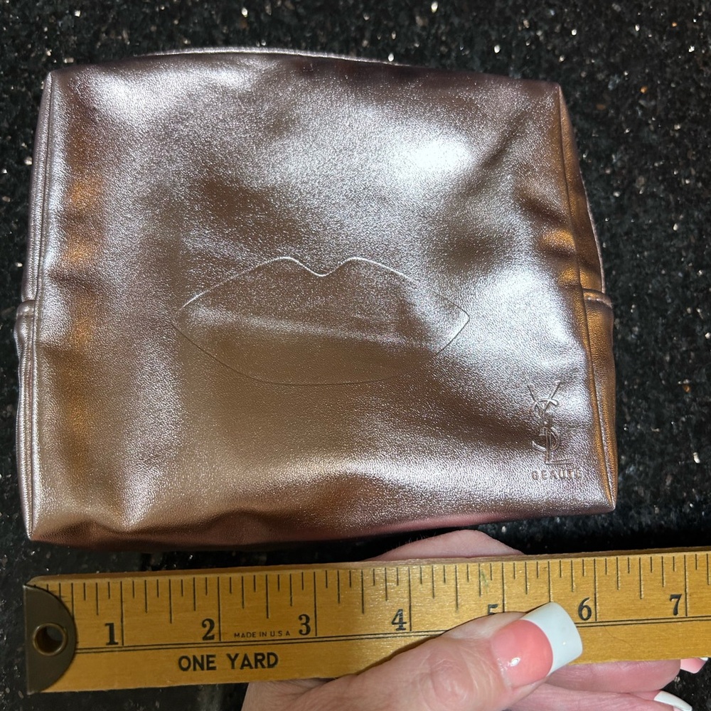 YSL Beaute Bronze metallic Pink Blush Cosmetics Makeup Trinket Clutch Bag New